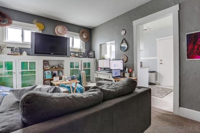 1914 1916 Fern Street, San Diego CA: https://media.crmls.org/mediaz/3b8b5f00-c26f-40f2-bc48-11d03c2f3ddc.jpg