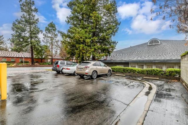 10012 N Foothill Boulevard, Cupertino CA: https://media.crmls.org/mediaz/3b8c1973-964d-4c93-961f-16be15b6ac4b.jpg