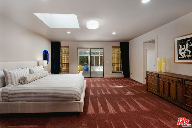 550 N Arquilla Road, Palm Springs CA: https://media.crmls.org/mediaz/3b8c6ecf-acda-42dd-969a-06cd044ec3ef.jpg
