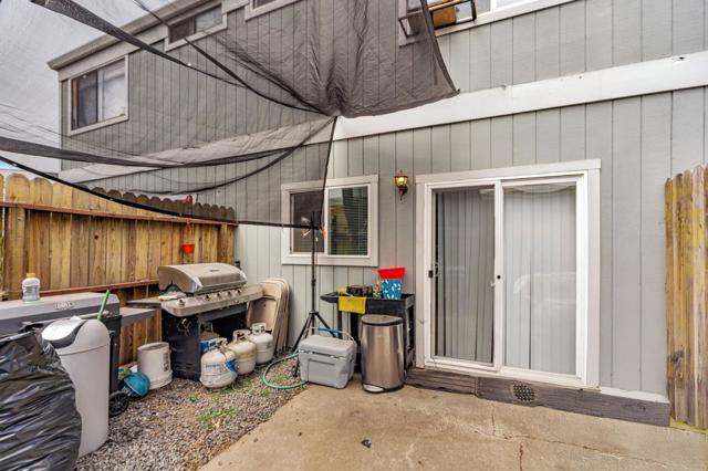 2560 Kenton Court, Santa Rosa CA: https://media.crmls.org/mediaz/3b8e583c-06fb-452a-86a7-112934b2d7c9.jpg