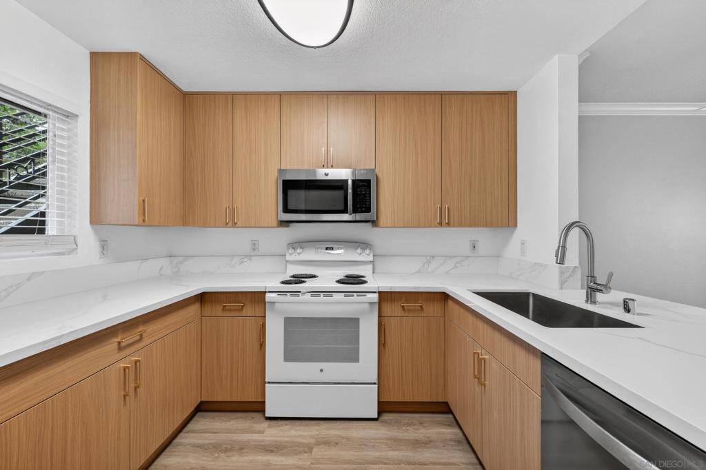 7545 Charmant Dr - photo 2