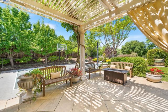Image 50 of 60 For 1751 Spumante Pl