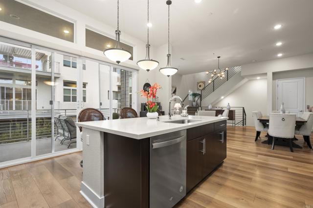 Detail Gallery Image 19 of 50 For 2049 Bravo Loop #6,  Chula Vista,  CA 91915 - 3 Beds | 3 Baths