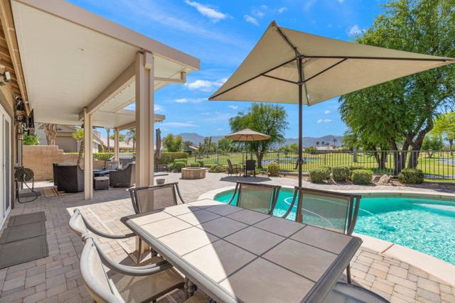 45553 Meadow Lake Drive, Indio CA: https://media.crmls.org/mediaz/3b931f88-62c1-47c8-81ef-6e6e0027d80f.jpg