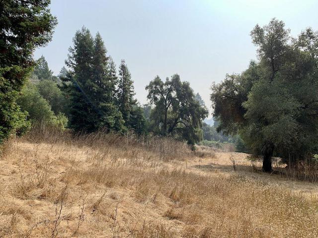 0 Two Bar Road, Boulder Creek CA: https://media.crmls.org/mediaz/3b933eeb-95a6-4850-bb82-c8e58b9fb6b4.jpg