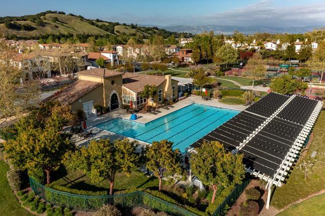 65056695 Eagle Ridge Court, Gilroy CA: https://media.crmls.org/mediaz/3b939ac6-5308-40f6-9c9e-97626ecbff14.jpg