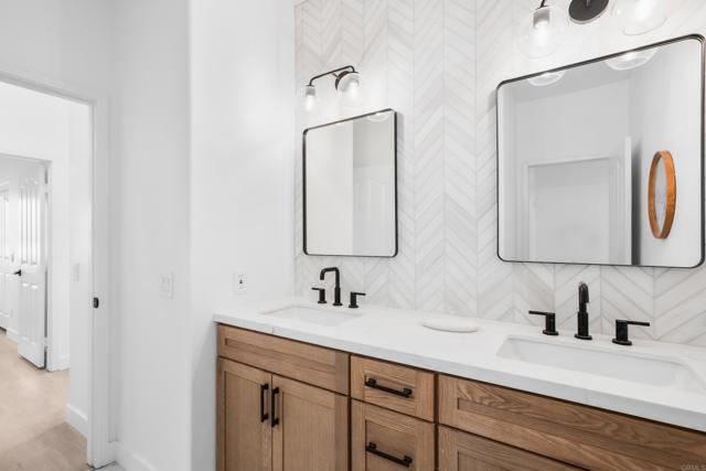 Detail Gallery Image 18 of 34 For 866 Windridge Cir, San Marcos,  CA 92078 - 4 Beds | 2 Baths