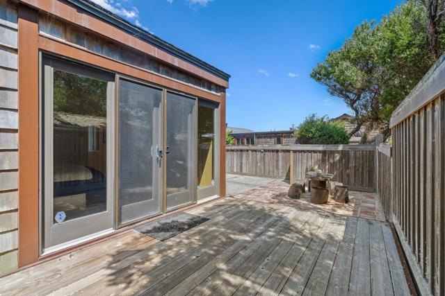 172 Monterey Dunes Way, Moss Landing CA: https://media.crmls.org/mediaz/3b971bbc-f801-4526-a556-18790787572f.jpg
