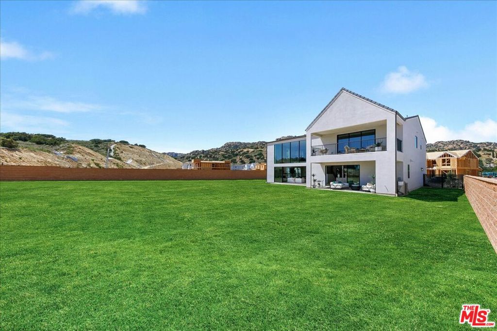 MLS #26860869 image #17