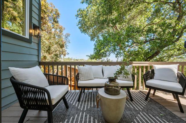 3554 Oak Knoll Drive, Redwood City CA: https://media.crmls.org/mediaz/3b98cebd-45b4-4679-b710-8c7a8faf8ab4.jpg