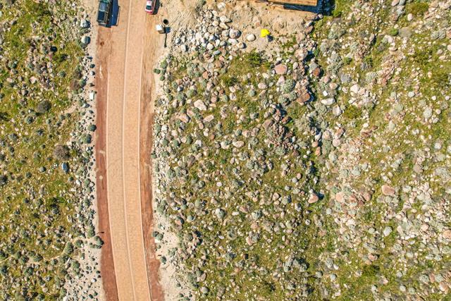 2338 City View Drive, Palm Springs CA: https://media.crmls.org/mediaz/3b9a892d-5662-4b47-bcde-a3bdc37ce9c2.jpg