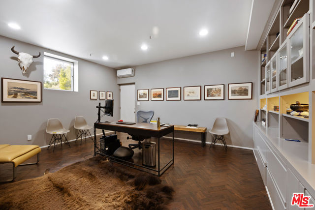 Image 33 of 57 For 2671 Astral Drive