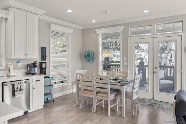 7313 Santa Barbara St, Carlsbad CA: https://media.crmls.org/mediaz/3b9d2aa6-55f6-4e27-94b5-38bcf9afe490.jpg