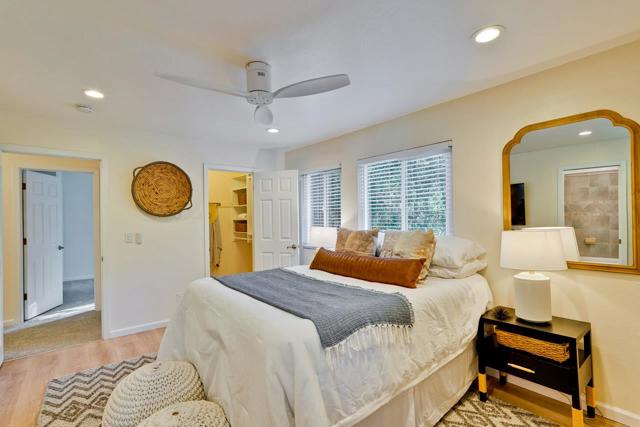 851 Burns Avenue, Aptos CA: https://media.crmls.org/mediaz/3b9d9344-2afa-47ec-95f3-bc02b3675ad6.jpg
