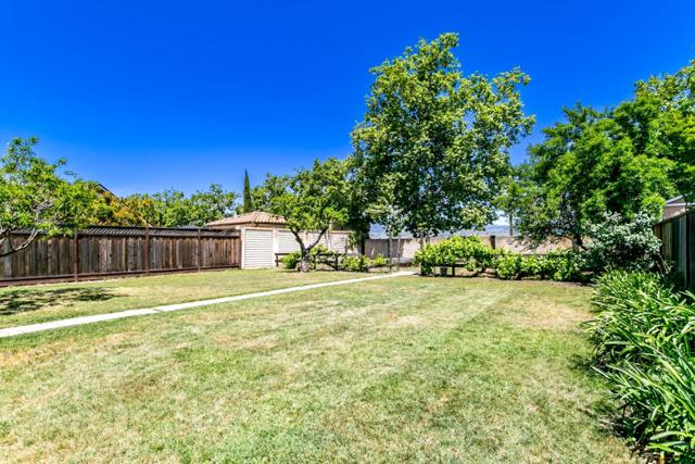9124 Connell Court, Gilroy CA: https://media.crmls.org/mediaz/3b9de8f4-2c58-466d-b60d-1f780f091826.jpg