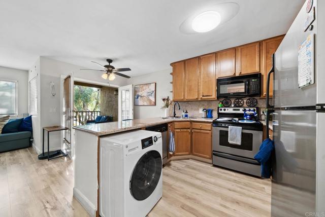 Detail Gallery Image 5 of 43 For 1280 W Main St #42,  El Cajon,  CA 92020 - 2 Beds | 1/1 Baths