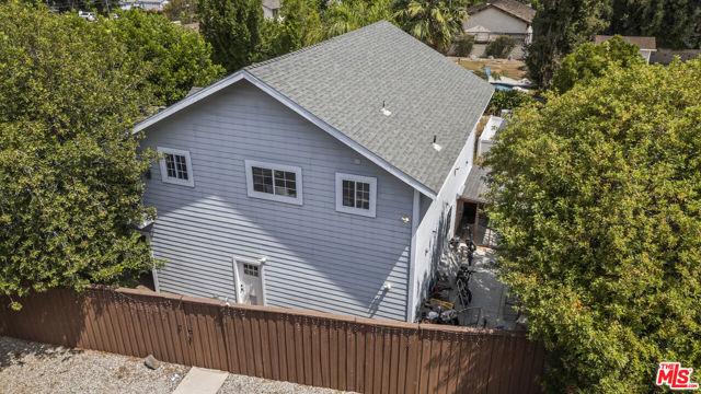 5656 Penfield Avenue, Woodland Hills CA: https://media.crmls.org/mediaz/3ba0464b-33cf-4622-9738-20dfd85e6970.jpg