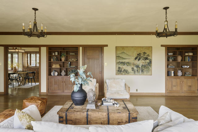 402 Lynn Drive, Ventura CA: https://media.crmls.org/mediaz/3ba05abb-b79d-4dc4-a0dd-2185c4df8bc4.jpg