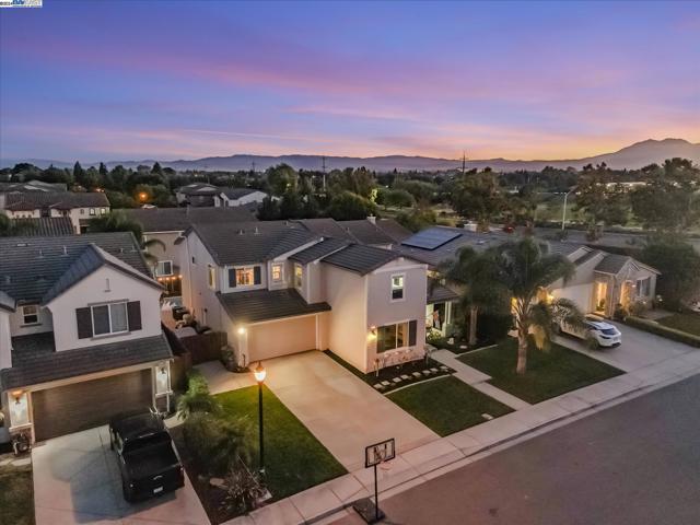 Image 3 of 53 For 4003 Blacksmith Cir