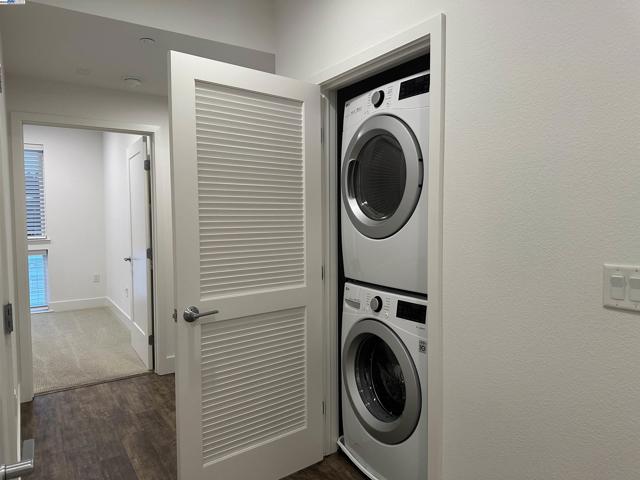 3658 Capitol Ave, Fremont CA: https://media.crmls.org/mediaz/3ba149cf-a0e2-4152-b8bd-ad80642f3c7b.jpg