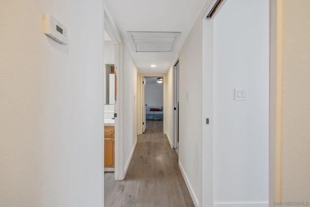 300 W Adrian Way, Hanford CA: https://media.crmls.org/mediaz/3ba2c147-e743-4d39-ba65-a3e39020faec.jpg