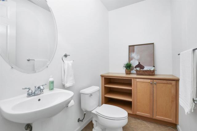 5618 Arcadia Cir, Discovery Bay CA: https://media.crmls.org/mediaz/3ba32b01-c93d-4e5f-859d-a2129f352cfb.jpg