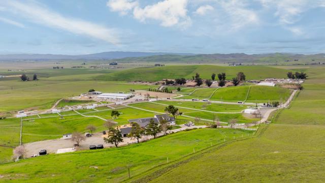 6033 Dagnino Road, Livermore CA: https://media.crmls.org/mediaz/3ba3eacf-1b5c-4836-9152-001283bf61f6.jpg