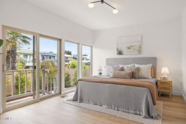 Detail Gallery Image 11 of 32 For 137 Mainsail Ct, Port Hueneme,  CA 93041 - 3 Beds | 3 Baths