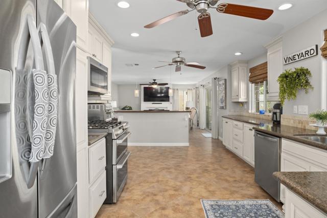 1990 Willowbrook Drive, Oceanside CA: https://media.crmls.org/mediaz/3ba51ab9-2769-4d3b-975f-37cd5d29588d.jpg