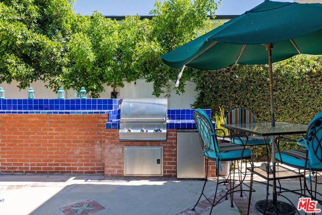 4544 Tobias Avenue, Sherman Oaks CA: https://media.crmls.org/mediaz/3ba722ee-9cd1-4b80-9fe9-1ad94e7031ff.jpg