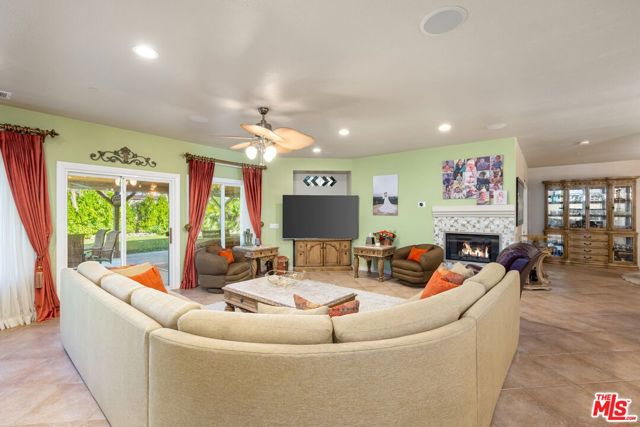850 Ventana, Palm Springs, CA 92262