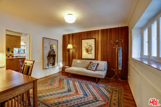 2020 Redcliff Street, Los Angeles CA: https://media.crmls.org/mediaz/3ba76d51-3c3a-48b6-8987-089e132e9ff8.jpg