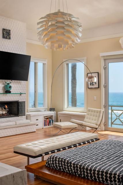 5143 Shore Drive, Carlsbad CA: https://media.crmls.org/mediaz/3ba807e3-179f-4e8a-90c2-7b9fc1849f5f.jpg