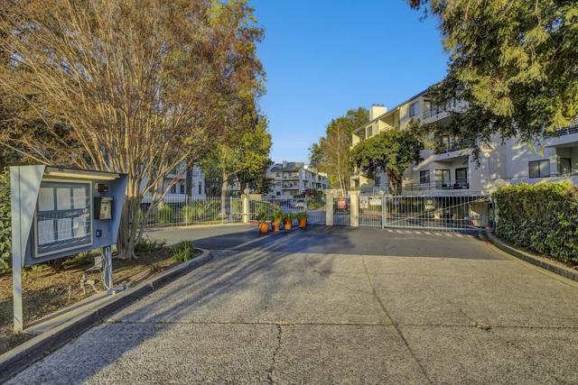 4691 Albany Circle, San Jose CA: https://media.crmls.org/mediaz/3ba81678-2dbf-4d5c-88ef-1345768dc881.jpg
