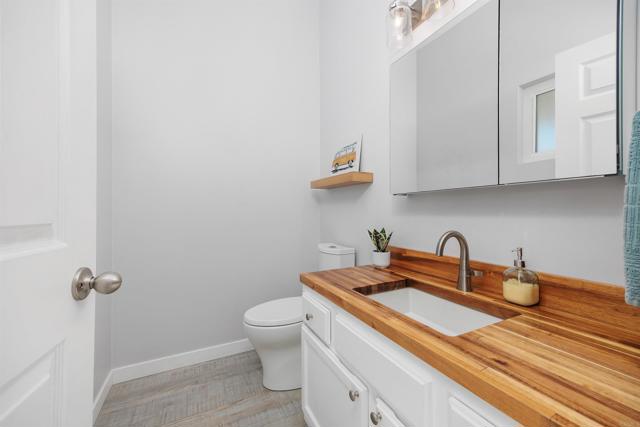 Detail Gallery Image 21 of 45 For 880 Home Ave #G,  Carlsbad,  CA 92008 - 3 Beds | 2/1 Baths