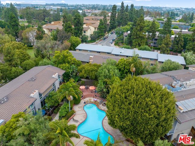 6505 GREEN VALLEY Circle, Culver City, California 90230, 2 Bedrooms Bedrooms, ,2 BathroomsBathrooms,Condominium,For Sale,GREEN VALLEY,24422901