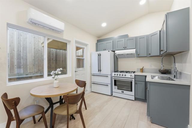 Detail Gallery Image 45 of 60 For 462 464 Emerson St, Chula Vista,  CA 91911 - – Beds | – Baths