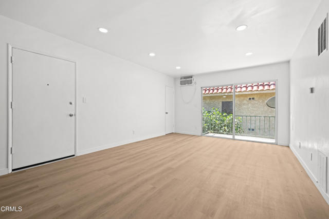 Detail Gallery Image 5 of 25 For 121 S Chester Ave #12,  Pasadena,  CA 91106 - 1 Beds | 1 Baths