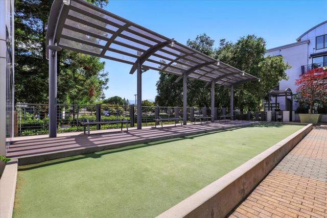10745 N De Anza Boulevard, Cupertino CA: https://media.crmls.org/mediaz/3bac76d7-72a9-4ed7-a2e4-c6943e3b190f.jpg