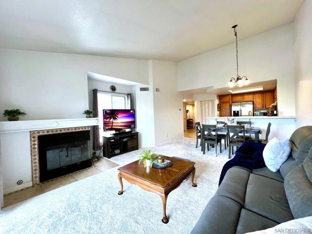 9995 Scripps Westview Way, San Diego, California 92131, 2 Bedrooms Bedrooms, ,2 BathroomsBathrooms,Condominium,For Sale,Scripps Westview Way,250019520SD