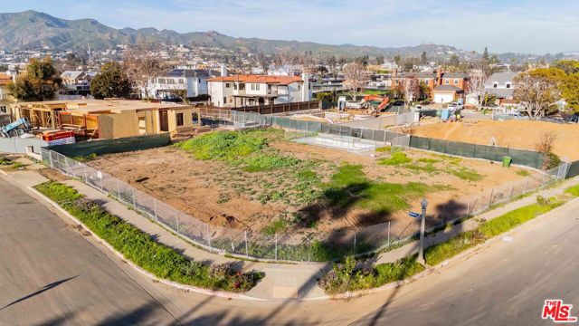 700 Chapala Drive photo 2