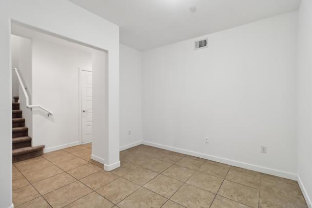 4537 Rainier, San Diego CA: https://media.crmls.org/mediaz/3bae9336-dfa5-462d-a8c4-08f3f0bc4ef3.jpg