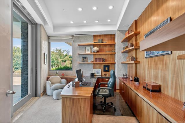 Detail Gallery Image 15 of 40 For 17534 Los Morros, Rancho Santa Fe,  CA 92067 - 4 Beds | 4/2 Baths