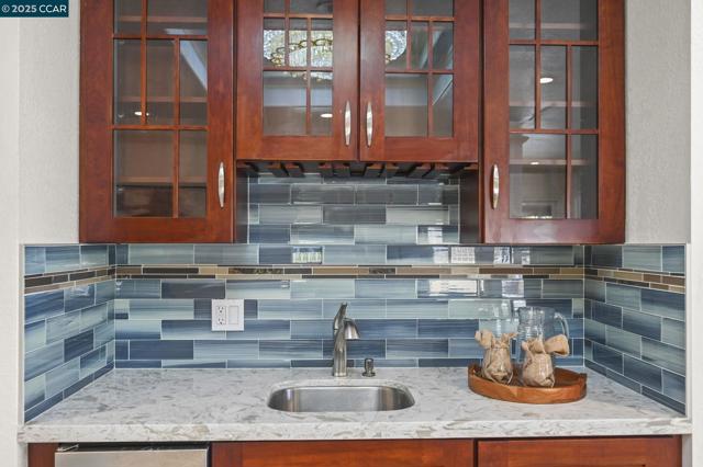 3698 De Rosa Ct, Concord CA: https://media.crmls.org/mediaz/3baf1db7-68e8-4c55-9a10-6eeb6fc685b9.jpg
