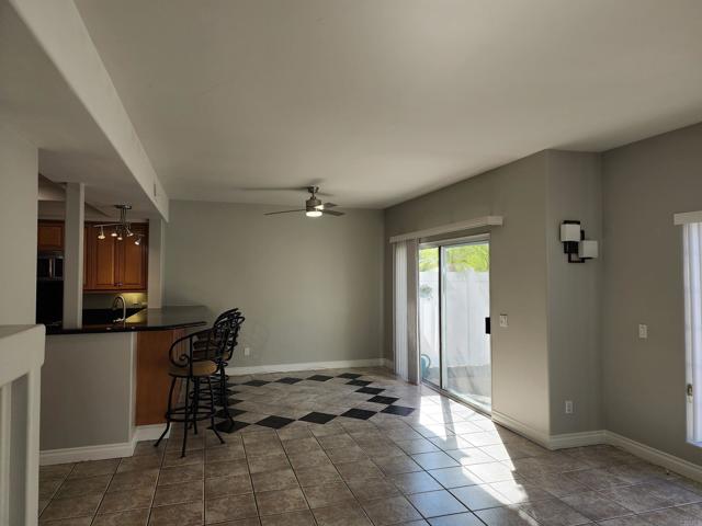 Detail Gallery Image 34 of 43 For 8597 via Mallorca #F,  La Jolla,  CA 92037 - 2 Beds | 2/1 Baths