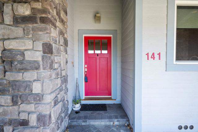 141 Holliday Drive, Hollister CA: https://media.crmls.org/mediaz/3bb03511-f953-4d0c-83de-71bbe21df072.jpg
