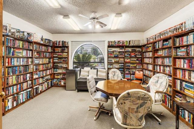 2250 N Broadway, Escondido CA: https://media.crmls.org/mediaz/3bb06d65-6743-4181-9e28-7d1411efedd9.jpg