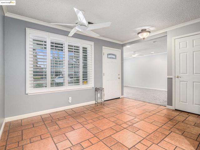 410 Kevin Ct, San Ramon CA: https://media.crmls.org/mediaz/3bb0e290-8433-4b30-8bdd-f8cf03095598.jpg