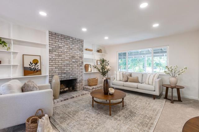 2550 Fairglen Drive, San Jose CA: https://media.crmls.org/mediaz/3bb16d59-9998-413e-9e18-5dfbd9dfc44a.jpg
