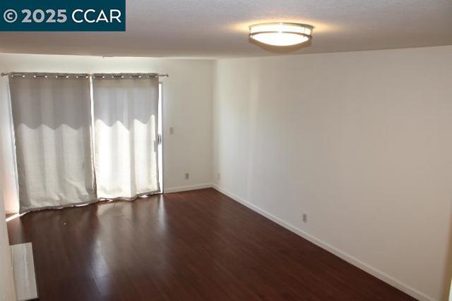 4811 Appian Way, El Sobrante CA: https://media.crmls.org/mediaz/3bb1b8b8-04f7-4602-af14-48634ef518ff.jpg